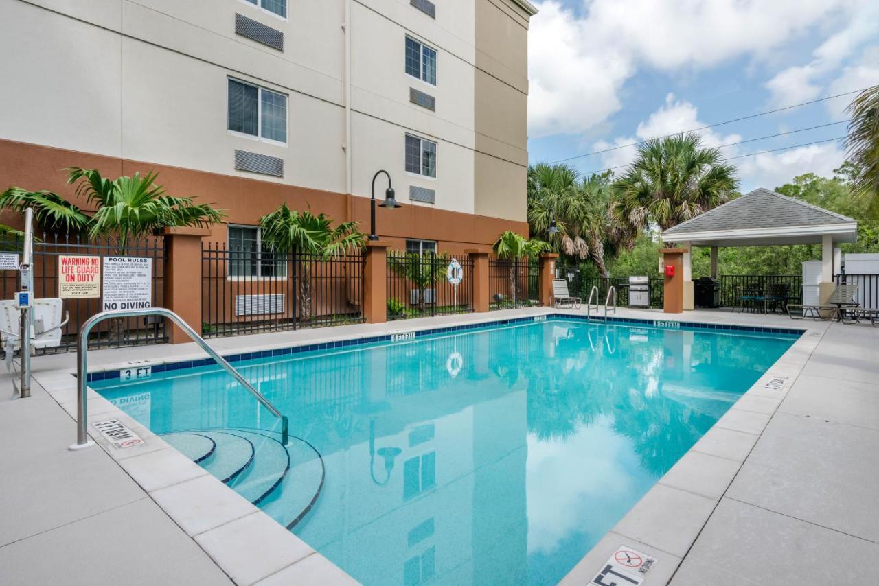 Candlewood Suites Fort Myers Interstate 75 By Ihg Экстерьер фото
