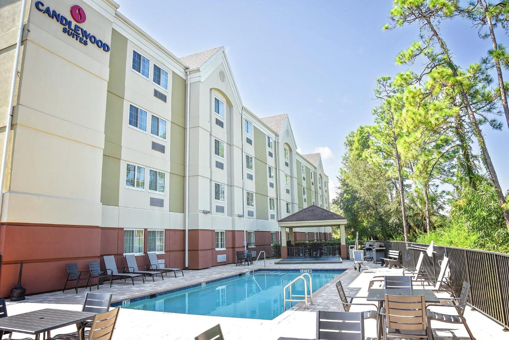 Candlewood Suites Fort Myers Interstate 75 By Ihg Экстерьер фото