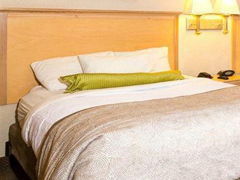 Candlewood Suites Fort Myers Interstate 75 By Ihg Экстерьер фото
